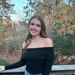 Meet your Posher, Riley